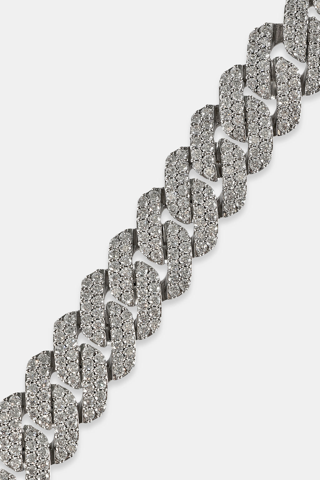 The Collective’s 14mm Iced Prong Bracelet